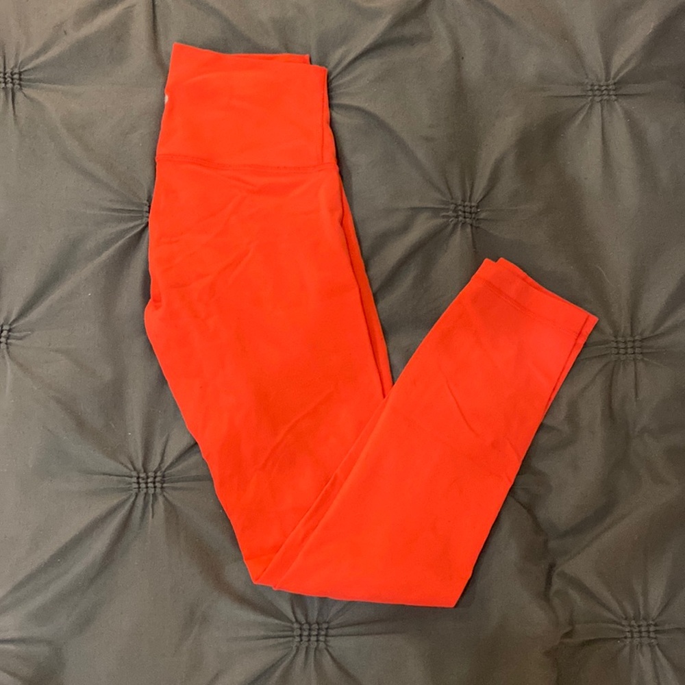 Lululemon 7/8 leggings in red-orange